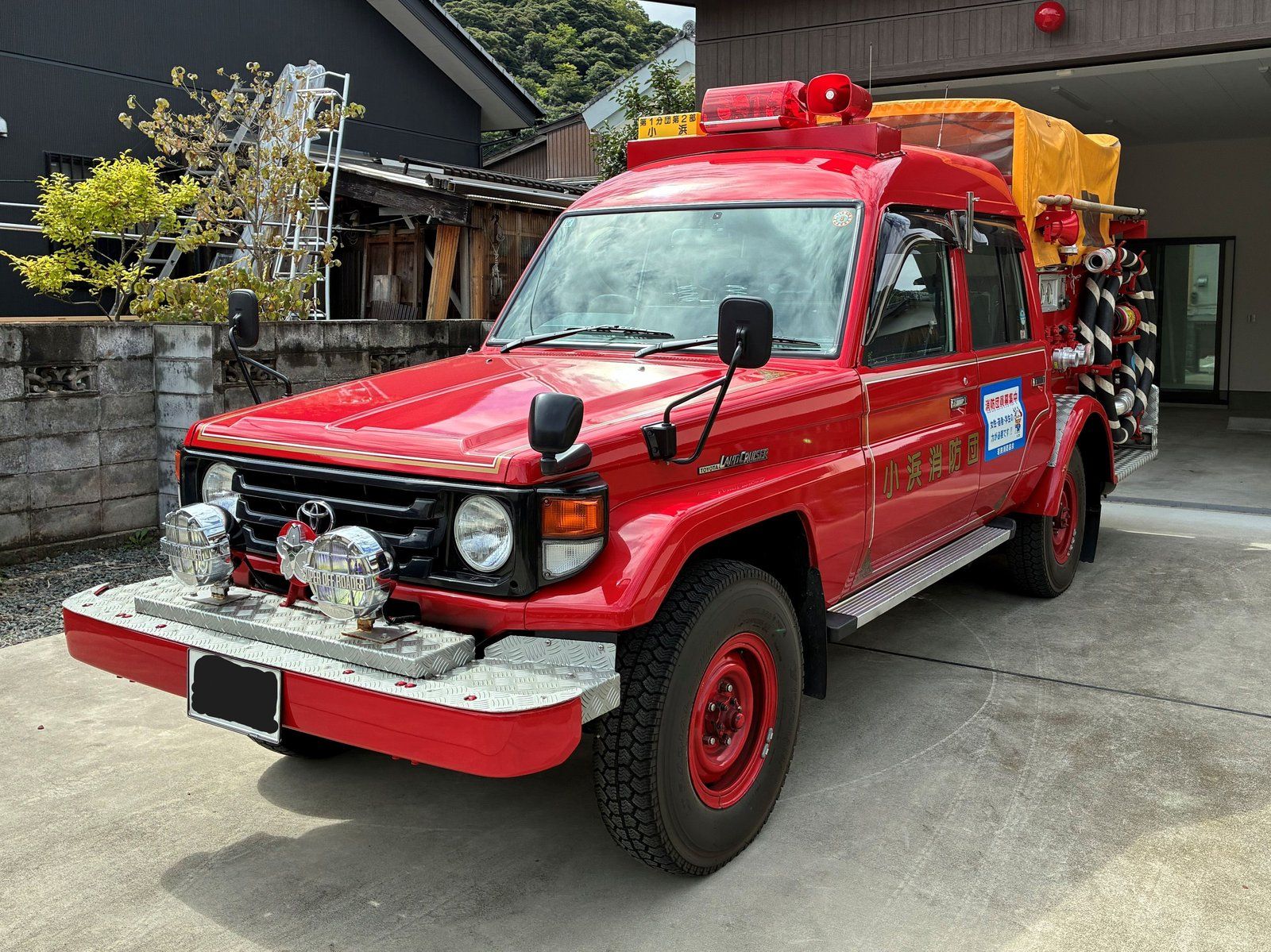 消防車 ランドクルーザー70 トヨタ 平成14年式 走行距離5,564キロ ※一時抹消登録予定