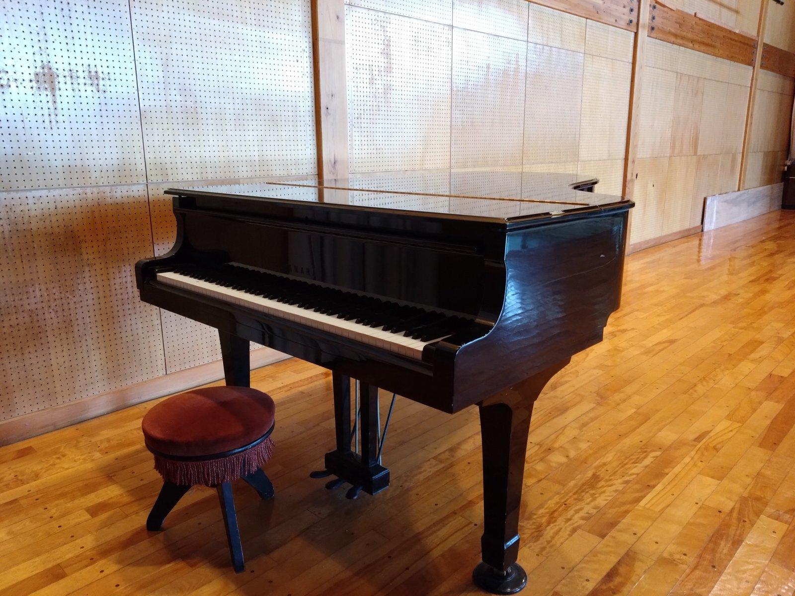 YAMAHA グランドピアノ C5