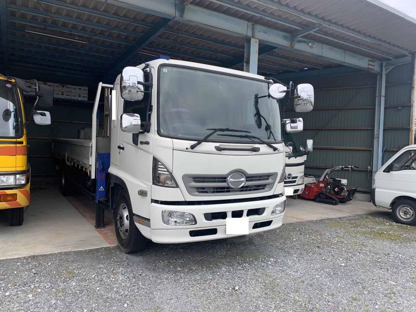 日野 レンジャー 初度登録平成27年(車検切れ、エンジン・クレーン動作未確認)