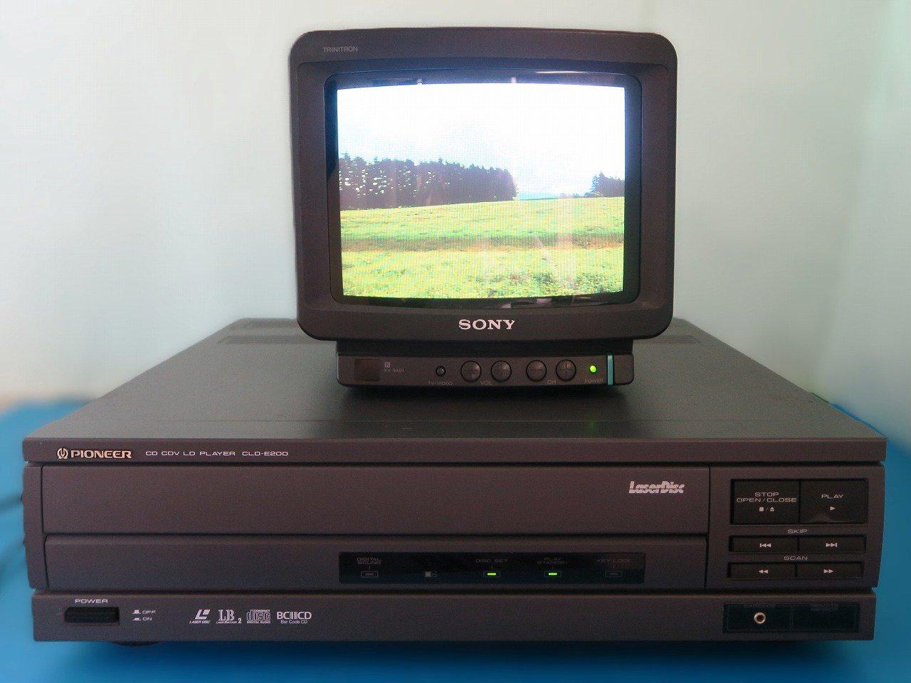 レーザーディスクプレーヤー パイオニア CLD-E200(リモコンあり)