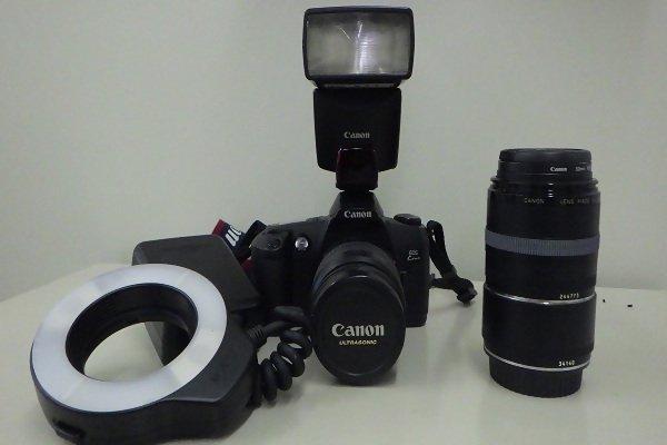 【Canon】カメラ「 New EOSKiss」 ストロボ・マクロリングライト セット