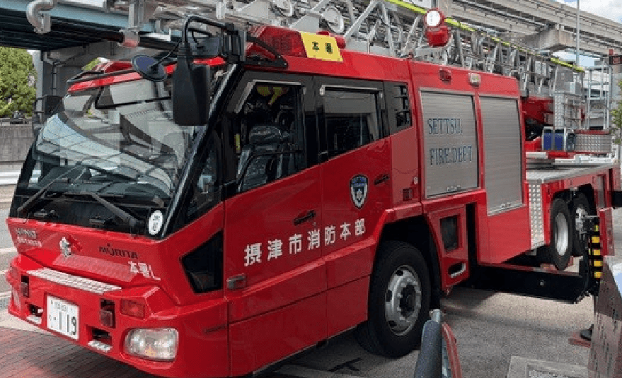 大阪摂津市 はしご車 エンジンA09C オートマ 一時抹消渡し はしご38m 走行約11,200km