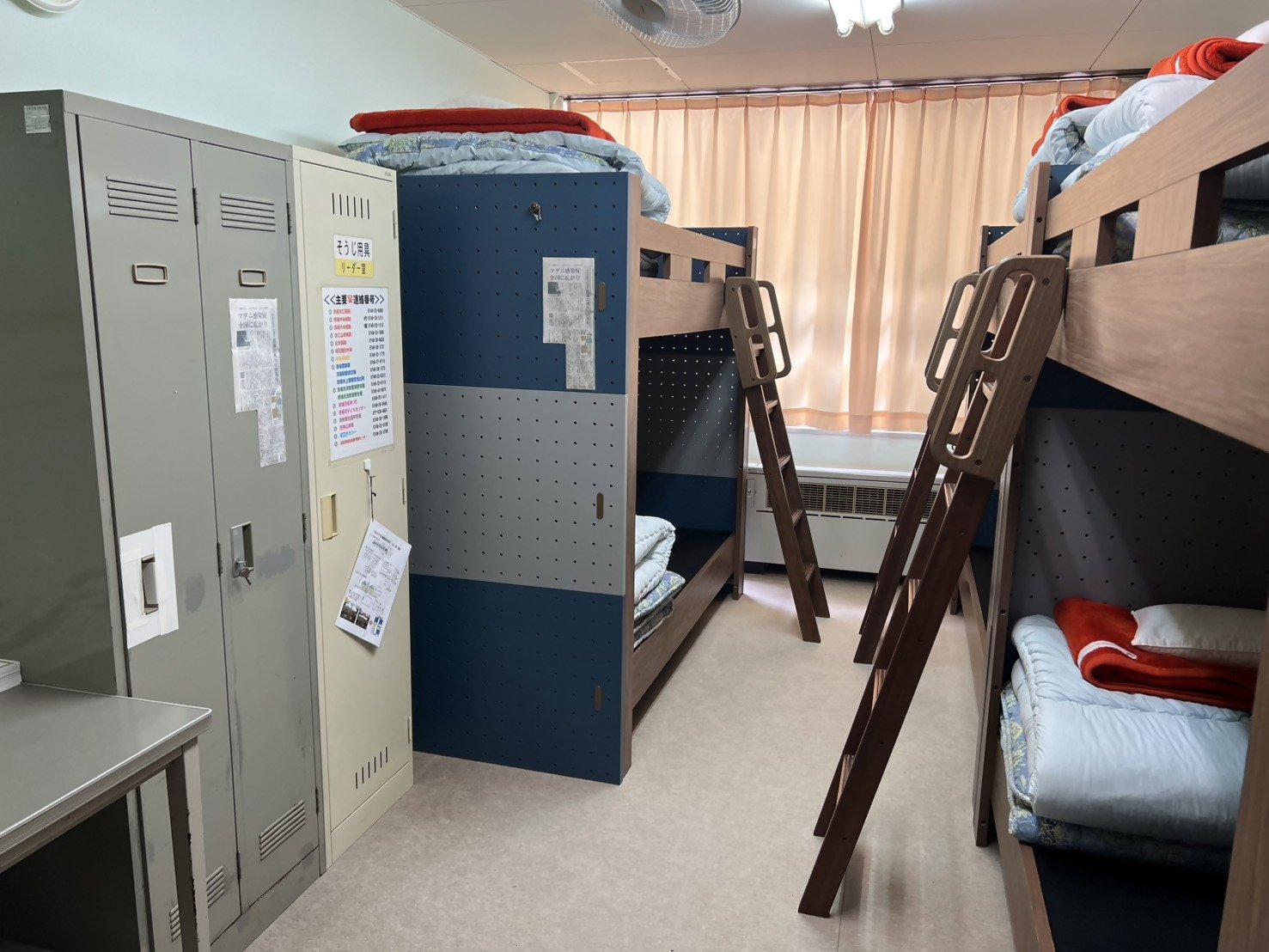 【滋賀県彦根市】2段ベッド コイズミ PDM-619 WO ×3台セット(リーダー室)