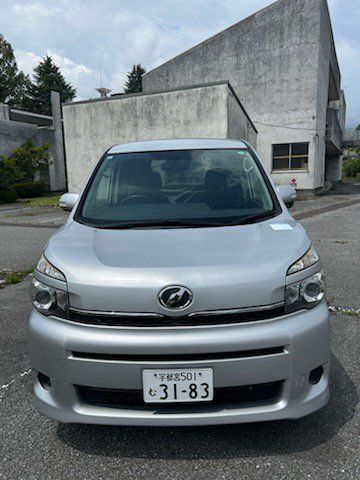 トヨタ ヴォクシー 平成25年式 走行距離 263,201km