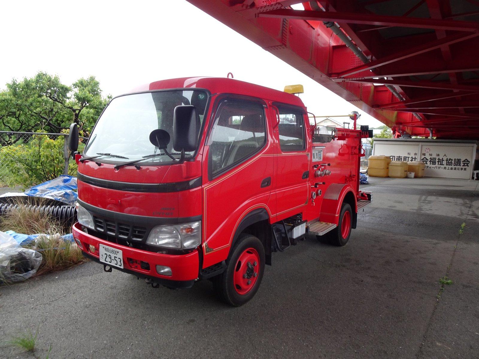 トヨタ 消防ポンプ車 (初年度登録年月:平成14年10月)走行距離10447km