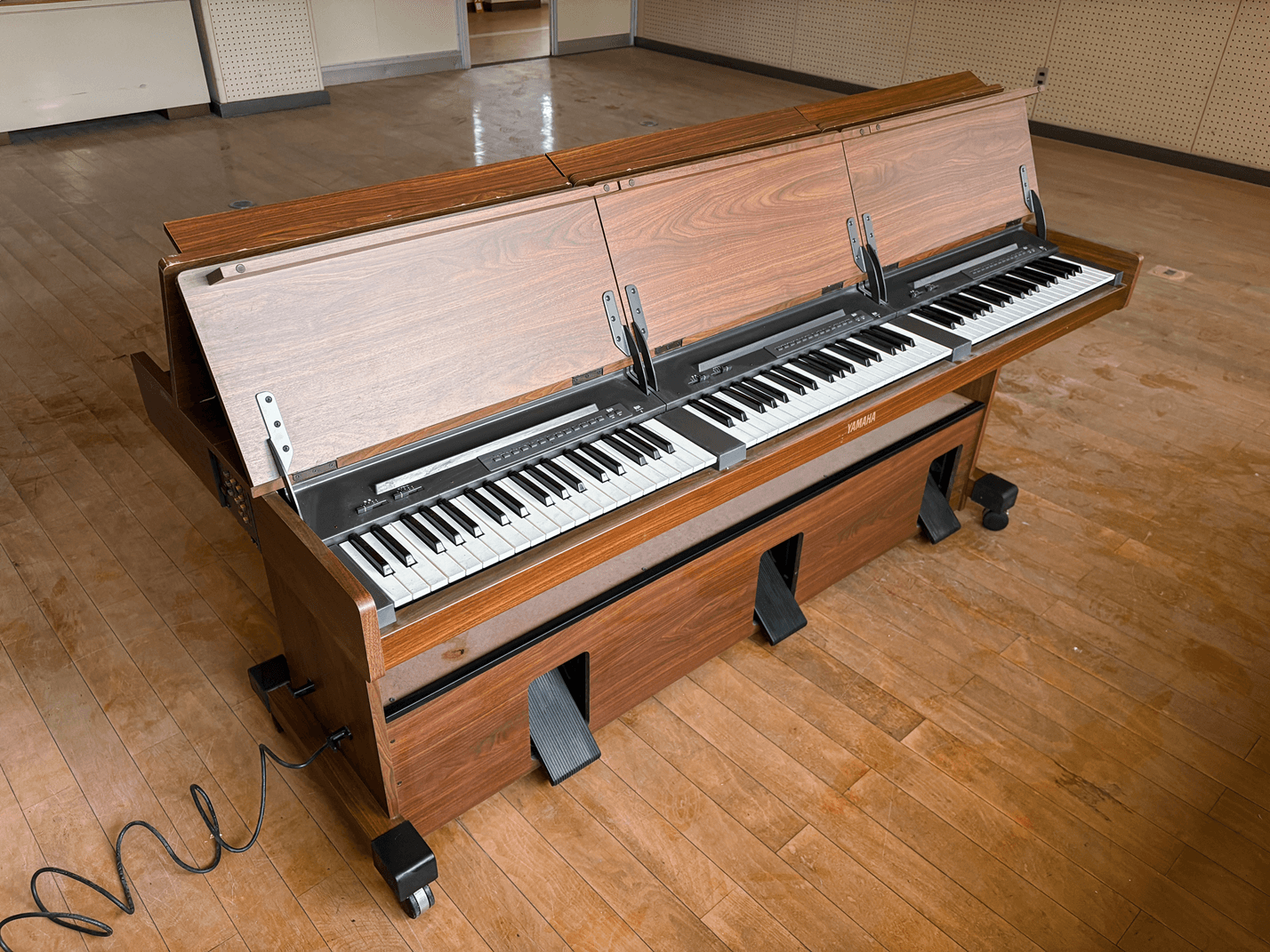 アンサンブルオルガン YAMAHA DE-637S