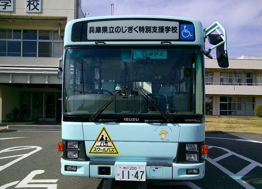 いすゞ 中型バス 平成27年式 走行距離220,291km