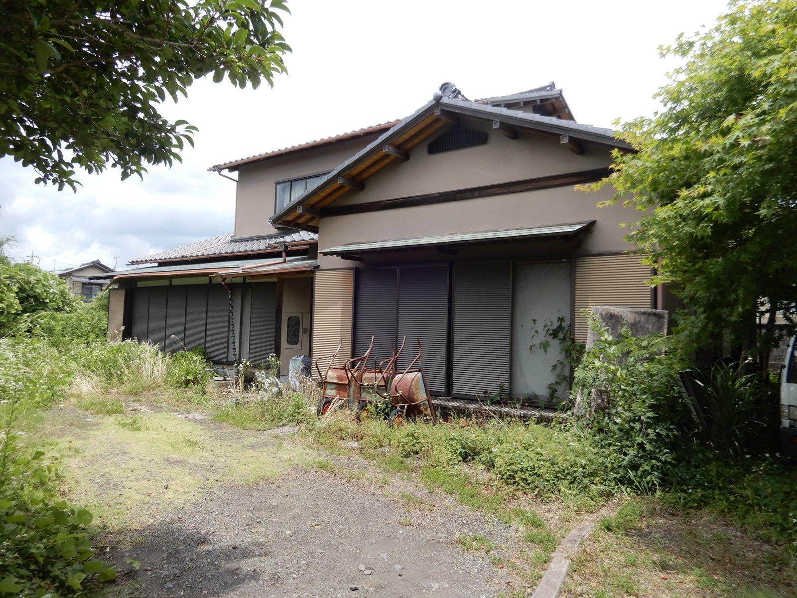 静岡県富士宮市大岩の土地建物